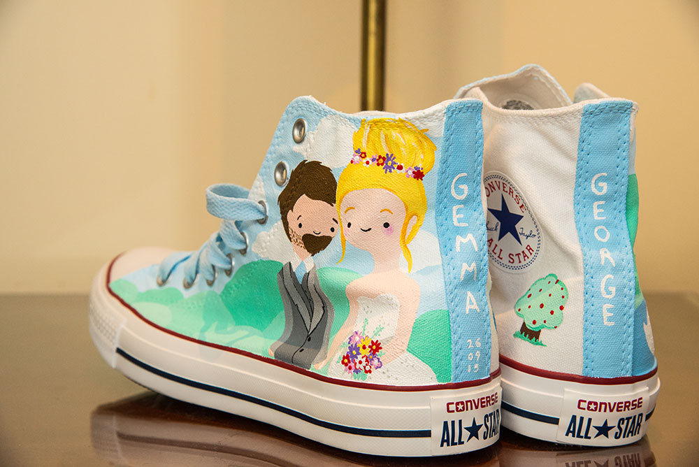 Bride&rsquo;s Converse boots