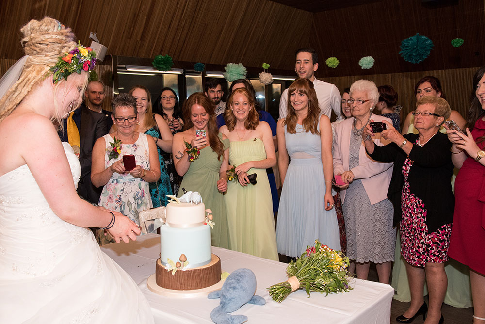 Couple cutting the wedding cake