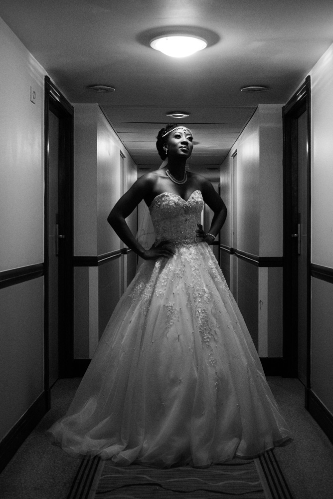 Bride posing in the corridor