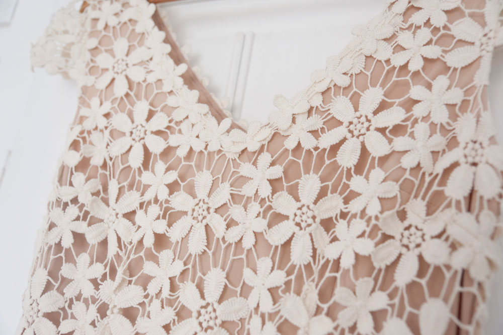 Close up of bride&rsquo;s dress