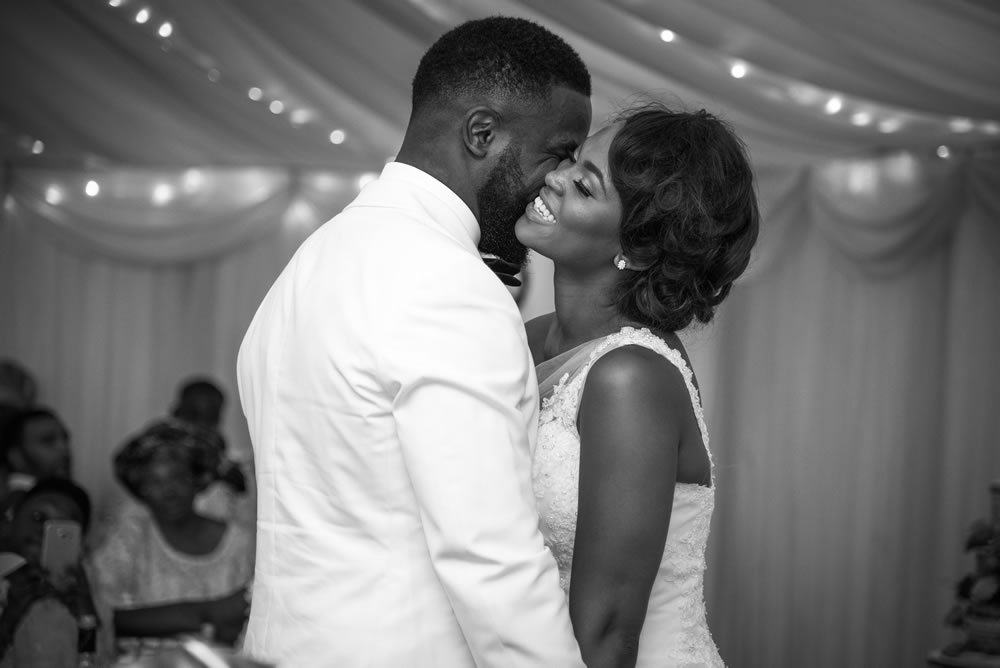 B&W of couple during first dance